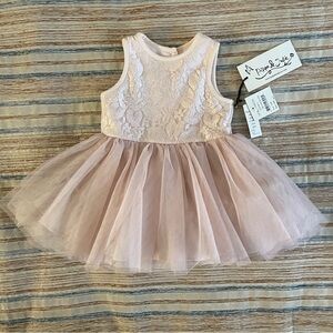 PIPPA & JULIE formal dress
